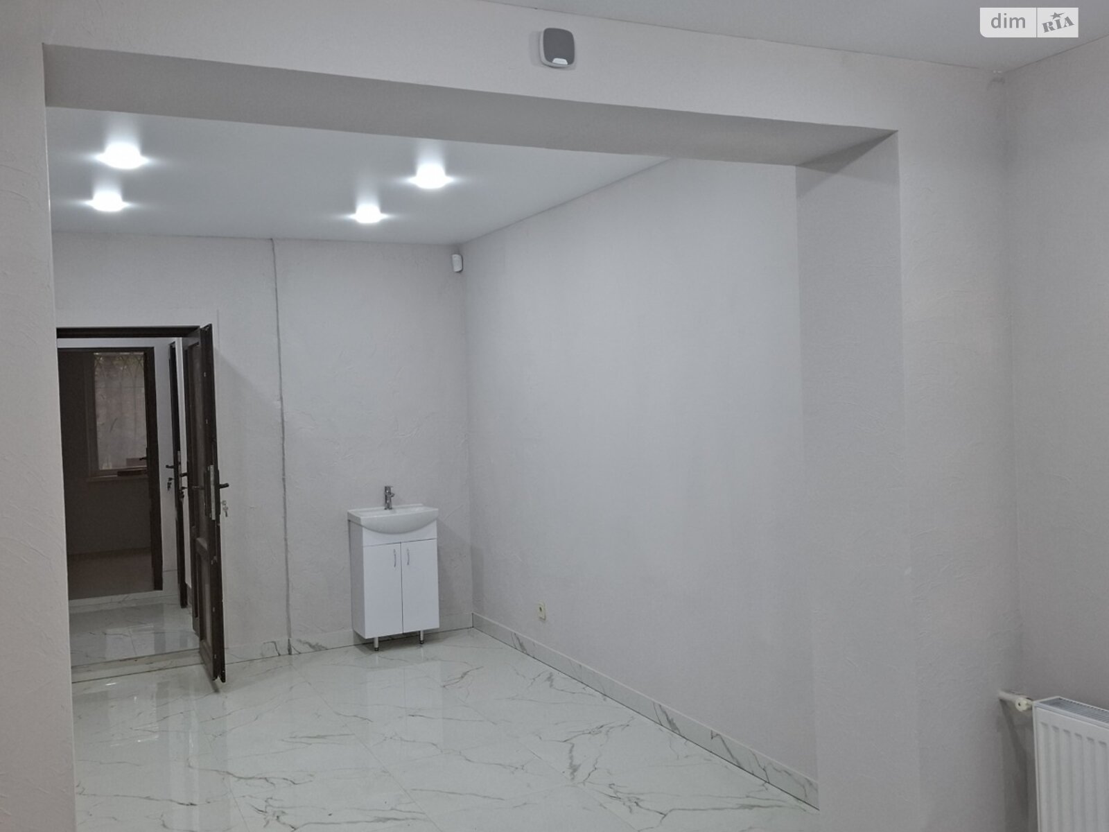 Оренда офісного приміщення в Одесі, Академіка Заболотного вулиця 28, приміщень - 4, поверх - 1 фото 1