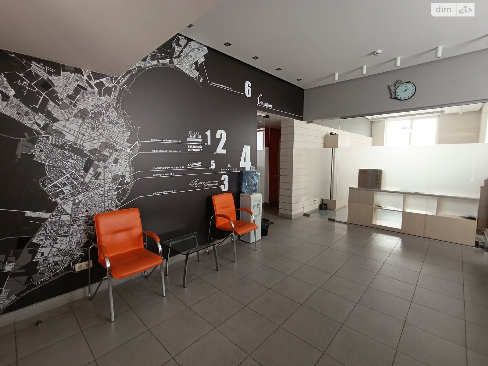Аренда офисного помещения в Одессе, Добровольцев (Маршала Говорова) улица 10/6, помещений - 3, этаж - 1 фото 1