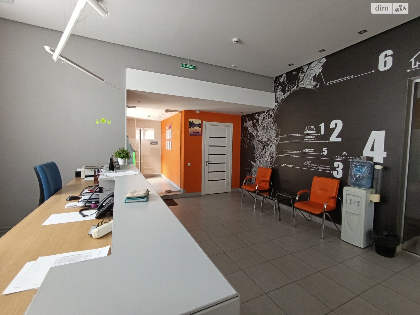 Аренда офисного помещения в Одессе, Добровольцев (Маршала Говорова) улица 10/6, помещений - 3, этаж - 1 фото 1