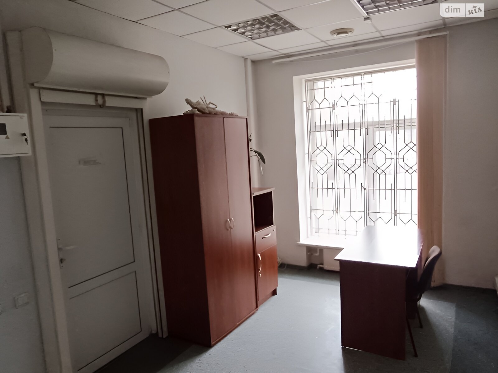Оренда офісного приміщення в Одесі, Куликове Поле площа 1, приміщень - 2, поверх - 1 фото 1 Оренда офісного приміщення в Одесі, Куликове Поле площа 1, приміщень - 2, поверх - 1 фото 1