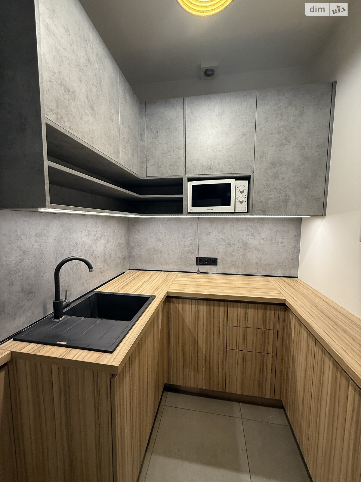 Оренда офісного приміщення в Одесі, Онілової провулок 16, приміщень - 3, поверх - 3 фото 1