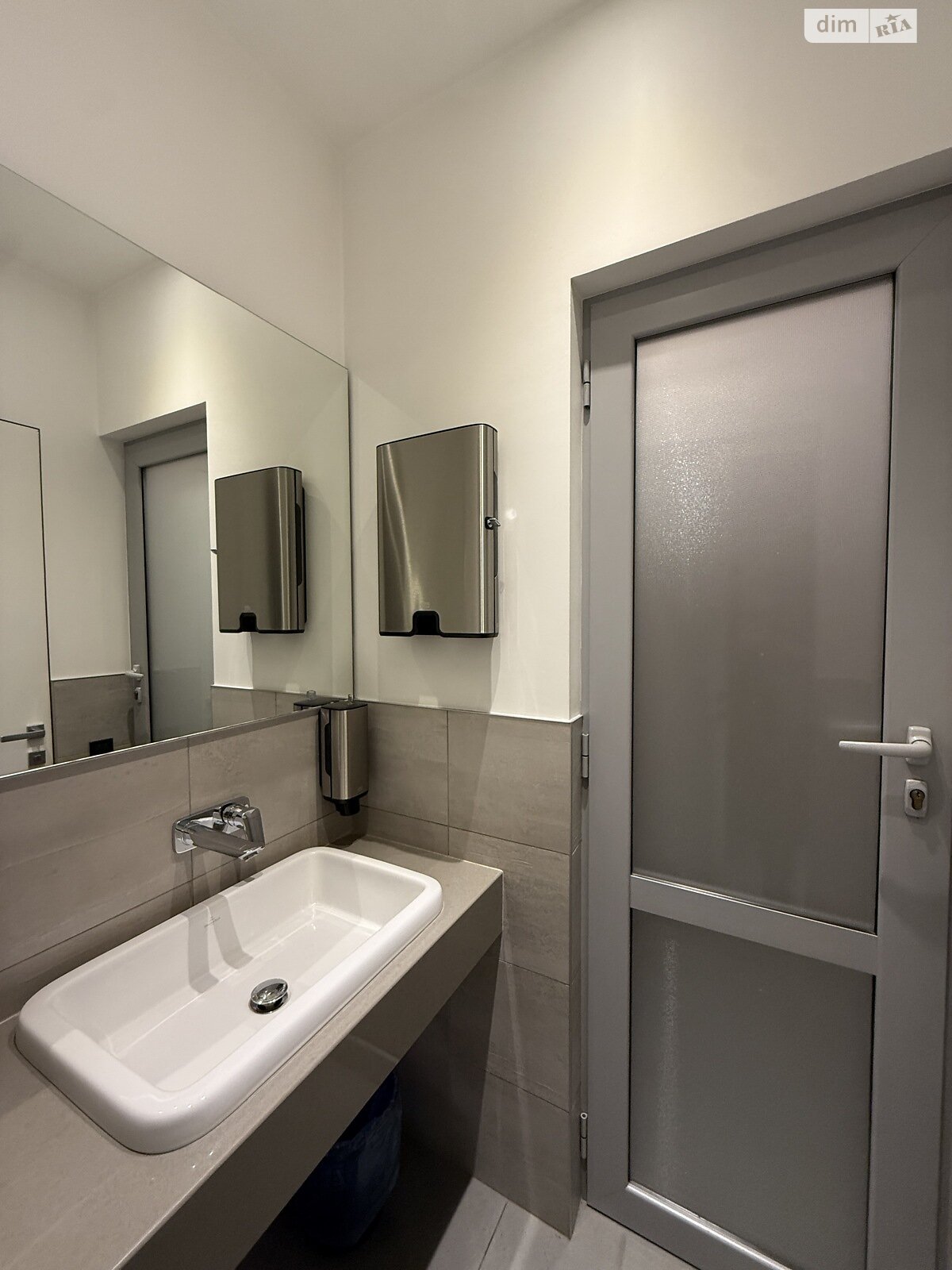 Оренда офісного приміщення в Одесі, Онілової провулок 16, приміщень - 3, поверх - 3 фото 1