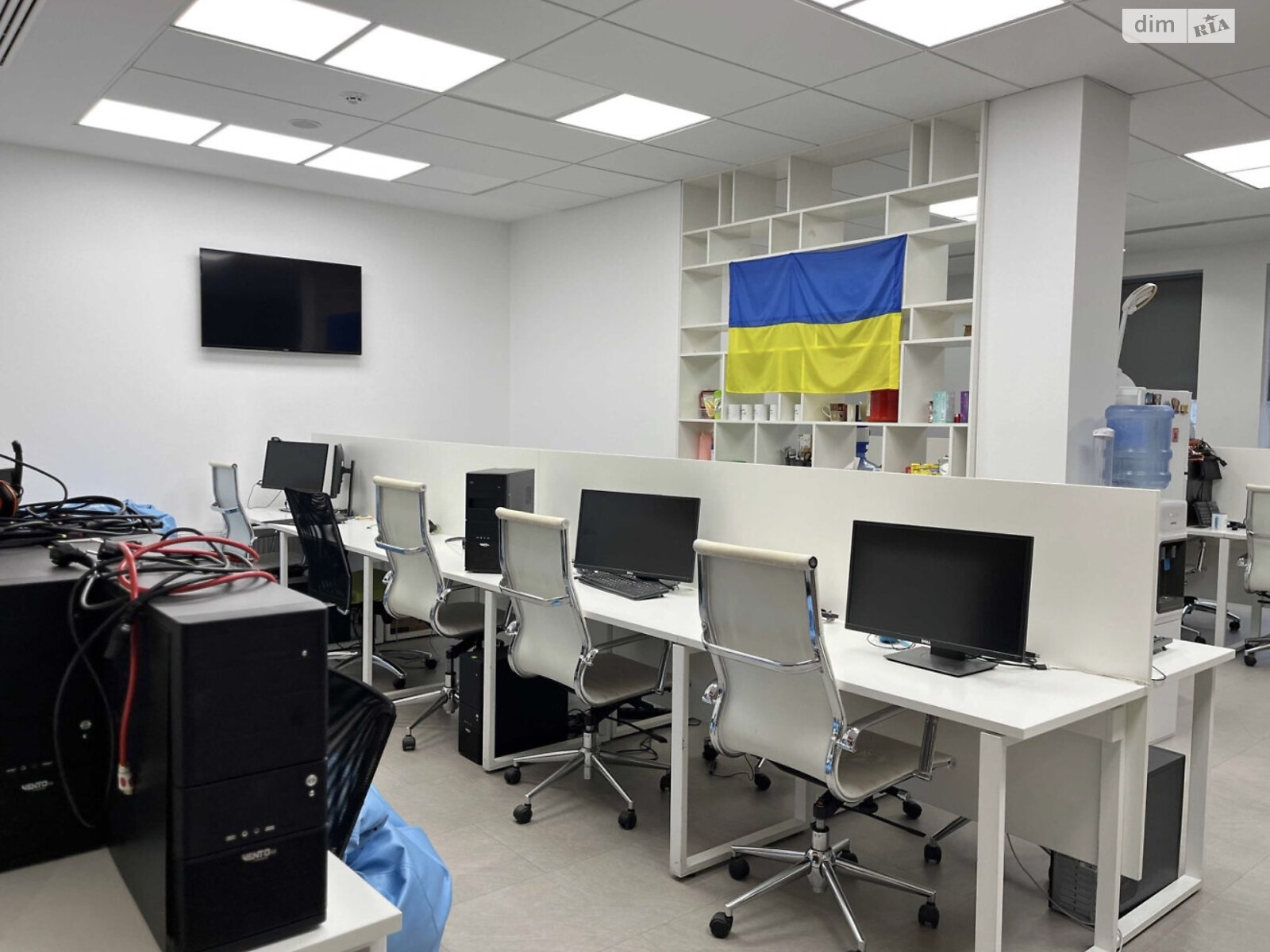Оренда офісного приміщення в Одесі, Віце-адмірала Жукова провулок, приміщень - 2, поверх - 2 фото 1 Оренда офісного приміщення в Одесі, Віце-адмірала Жукова провулок, приміщень - 2, поверх - 2 фото 1