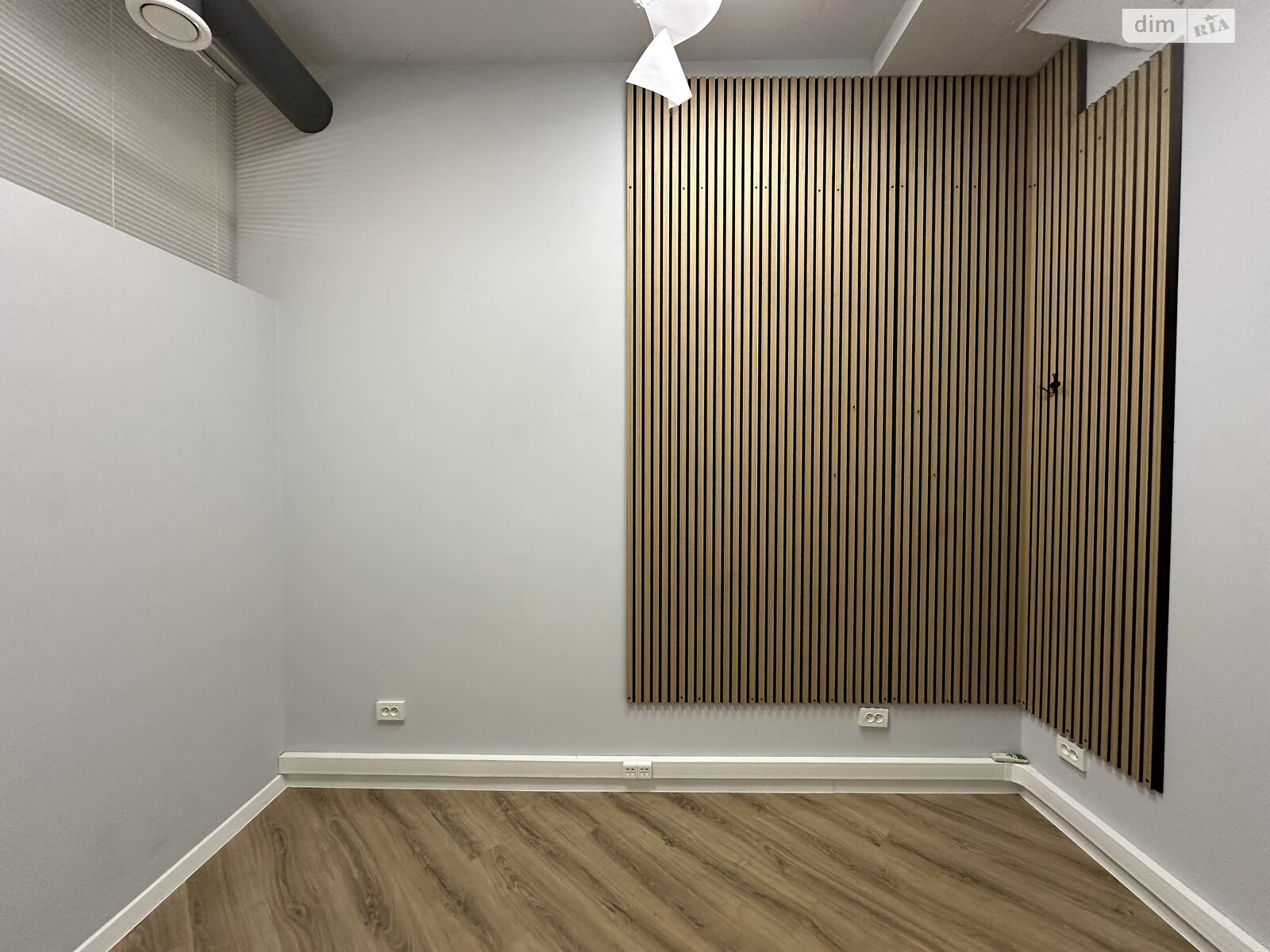 Оренда офісного приміщення в Одесі, Віце-адмірала Жукова провулок 17/19, приміщень - 3, поверх - 2 фото 1