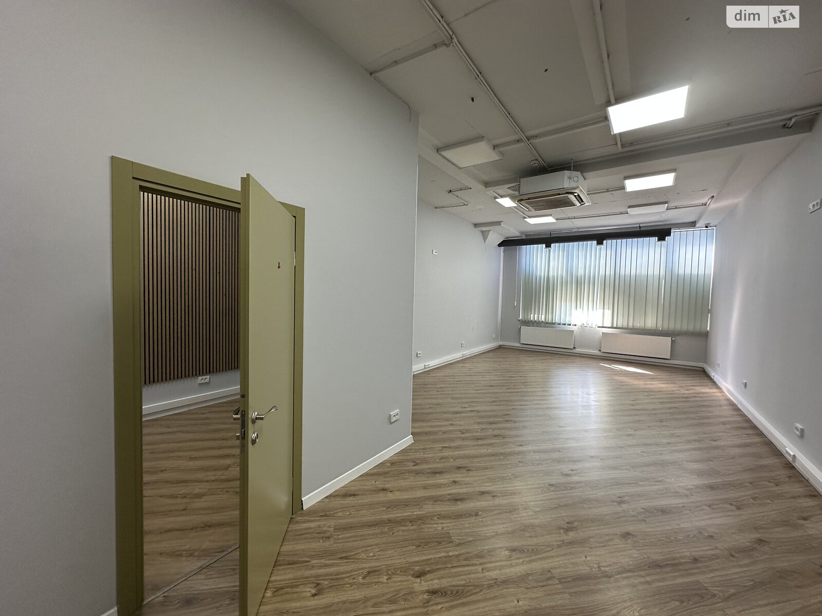Оренда офісного приміщення в Одесі, Віце-адмірала Жукова провулок 17/19, приміщень - 3, поверх - 2 фото 1