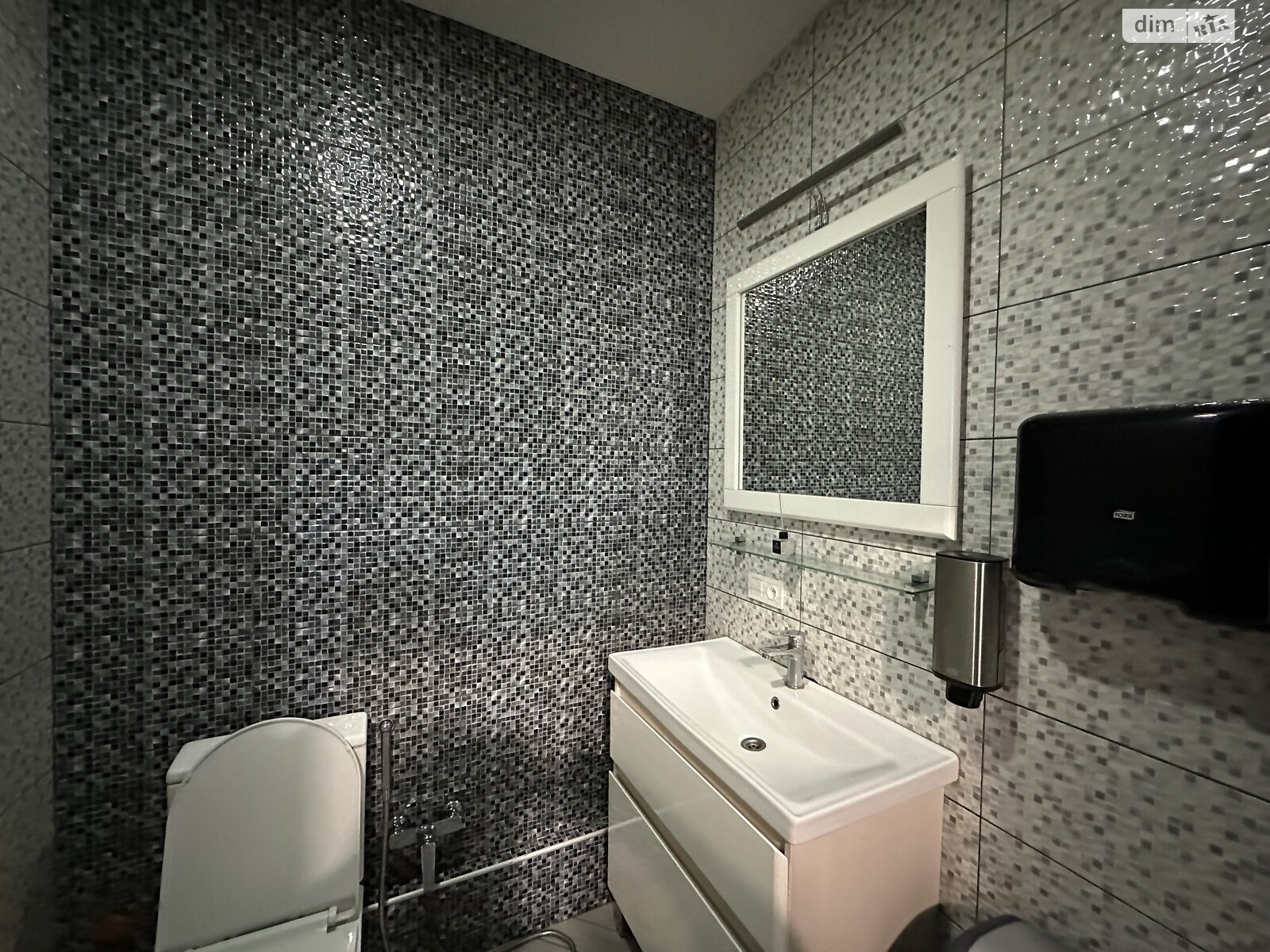 Оренда офісного приміщення в Одесі, Віце-адмірала Жукова провулок 17/19, приміщень - 3, поверх - 2 фото 1