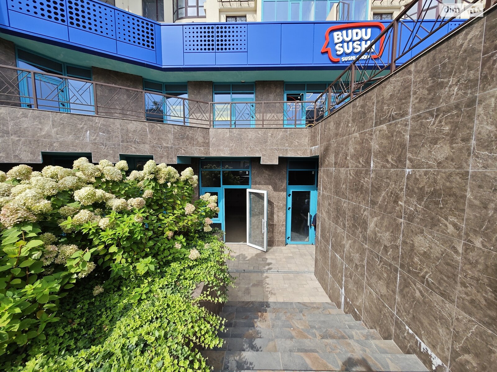 Аренда офисного помещения в Одессе, Фонтанская дорога 118Б/1, помещений - 1 фото 1 Аренда офисного помещения в Одессе, Фонтанская дорога 118Б/1, помещений - 1 фото 1