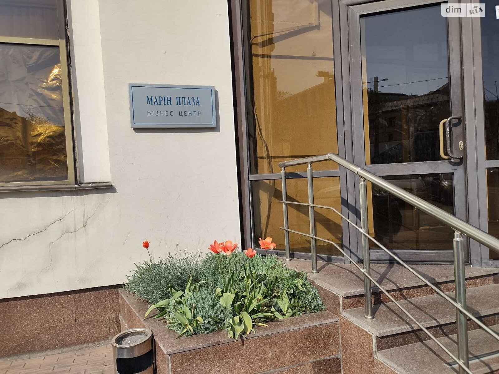 Оренда офісного приміщення в Одесі, Митна площа, приміщень - 1, поверх - 1 фото 1 Оренда офісного приміщення в Одесі, Митна площа, приміщень - 1, поверх - 1 фото 1