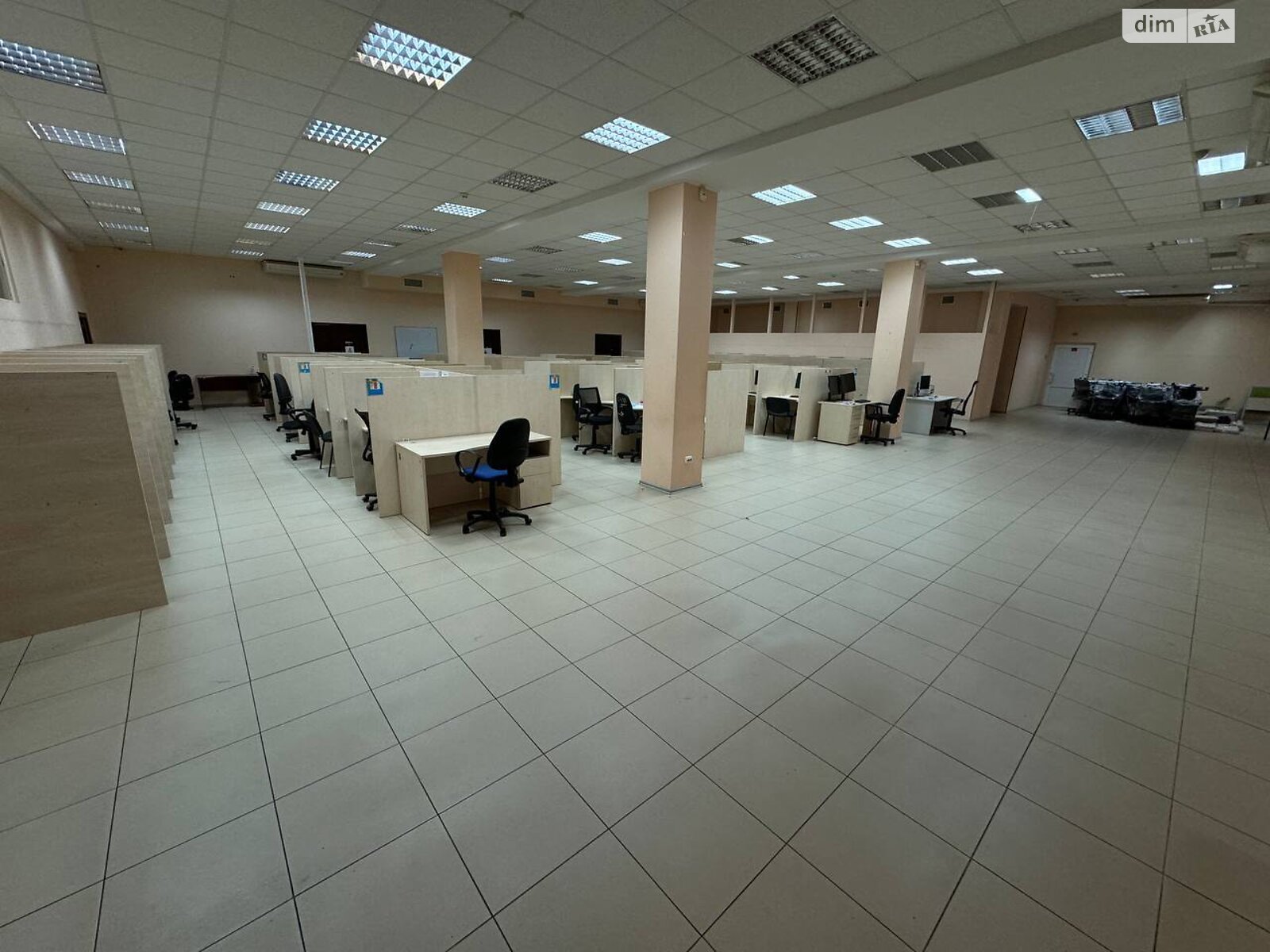 Аренда офисного помещения в Полтаве, Коллективная улица, помещений - 10, этаж - 1 фото 1 Аренда офисного помещения в Полтаве, Коллективная улица, помещений - 10, этаж - 1 фото 1