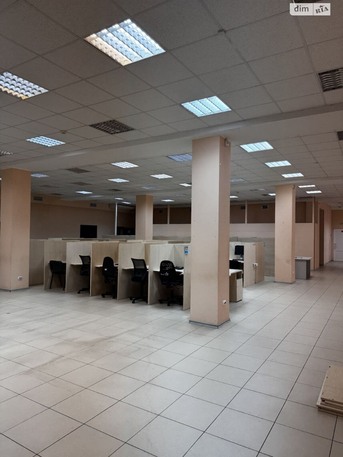 Оренда офісного приміщення в Полтаві, Колективна вулиця 10, приміщень - 42, поверх - 1 фото 1