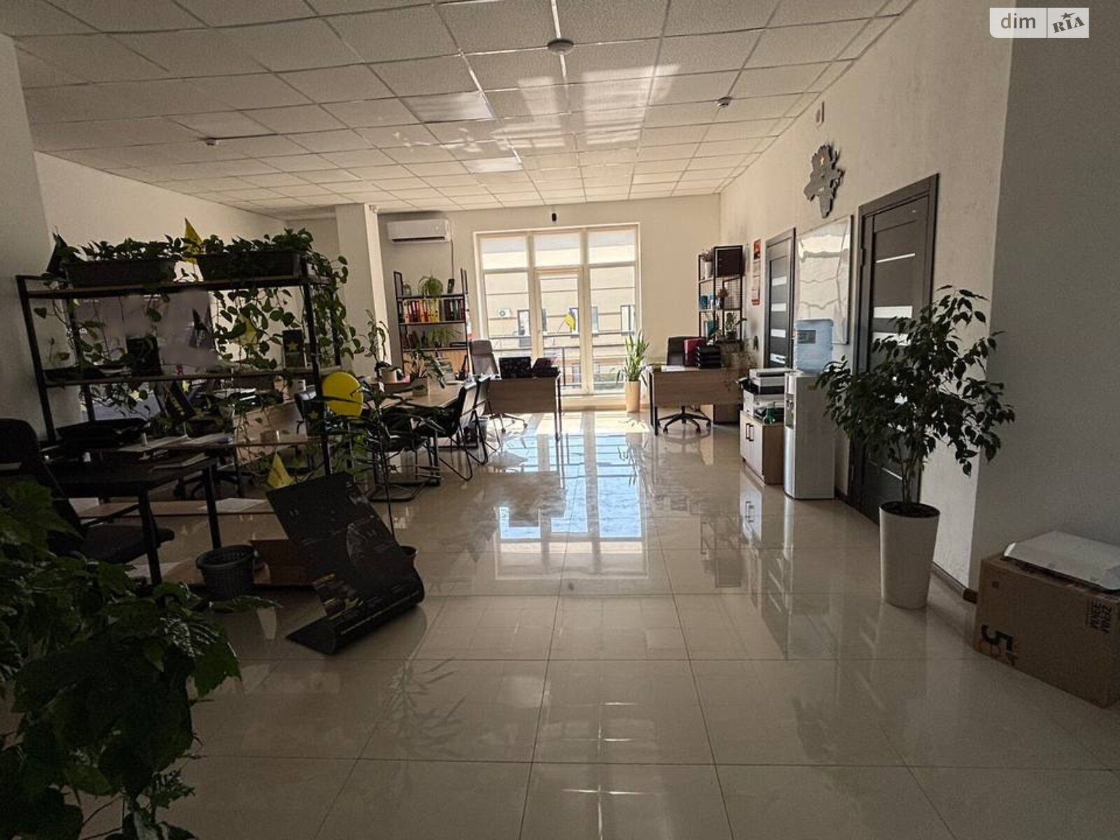 Аренда офисного помещения в Ровно, Владимира Стельмаха (Курчатова) улица 18, помещений -, этаж - 2 фото 1 Аренда офисного помещения в Ровно, Владимира Стельмаха (Курчатова) улица 18, помещений -, этаж - 2 фото 1