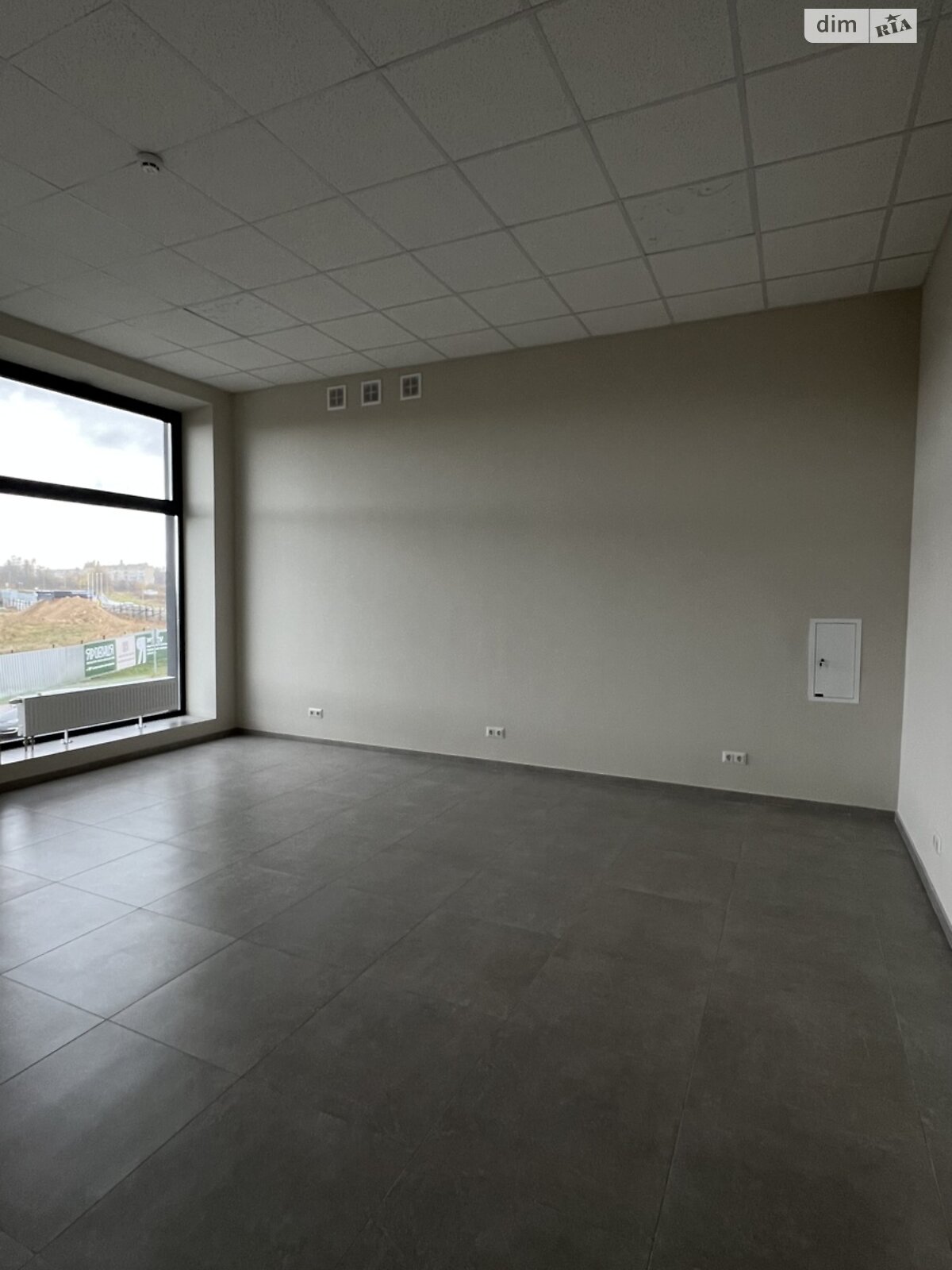 Аренда офисного помещения в Ровно, Студенческая улица 24, помещений - 1, этаж - 2 фото 1