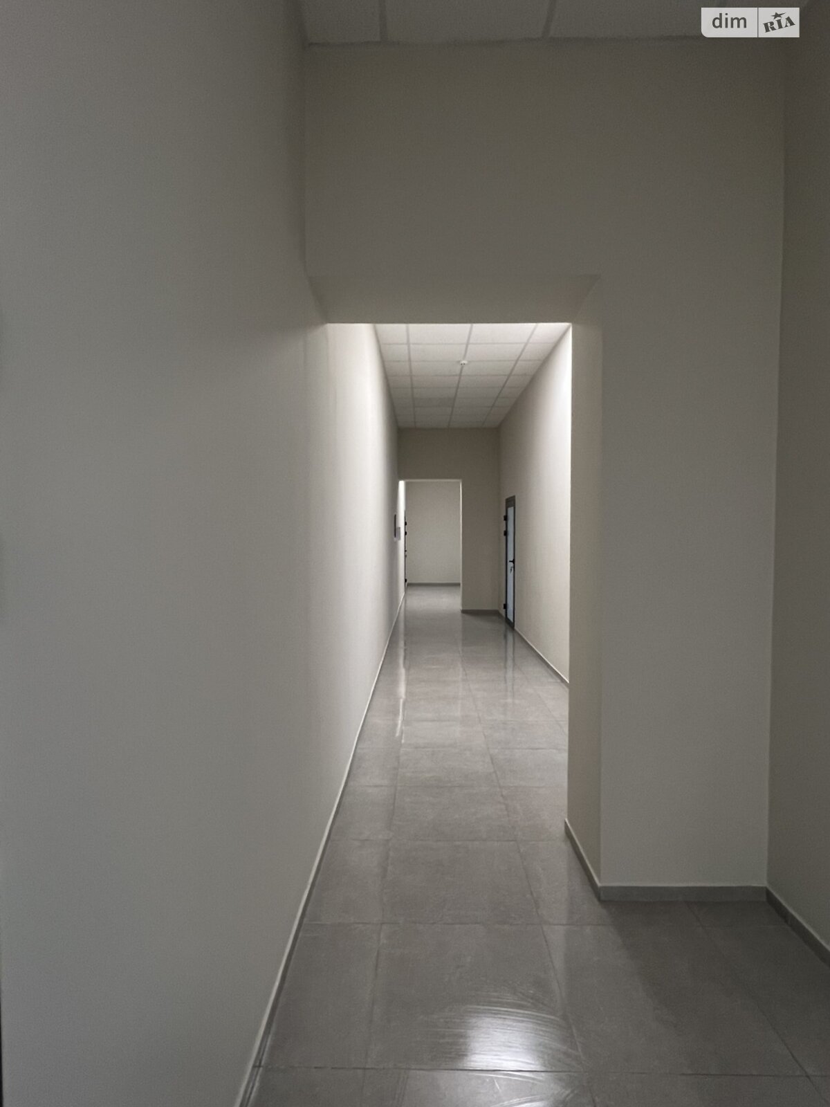 Аренда офисного помещения в Ровно, Студенческая улица 24, помещений - 1, этаж - 2 фото 1