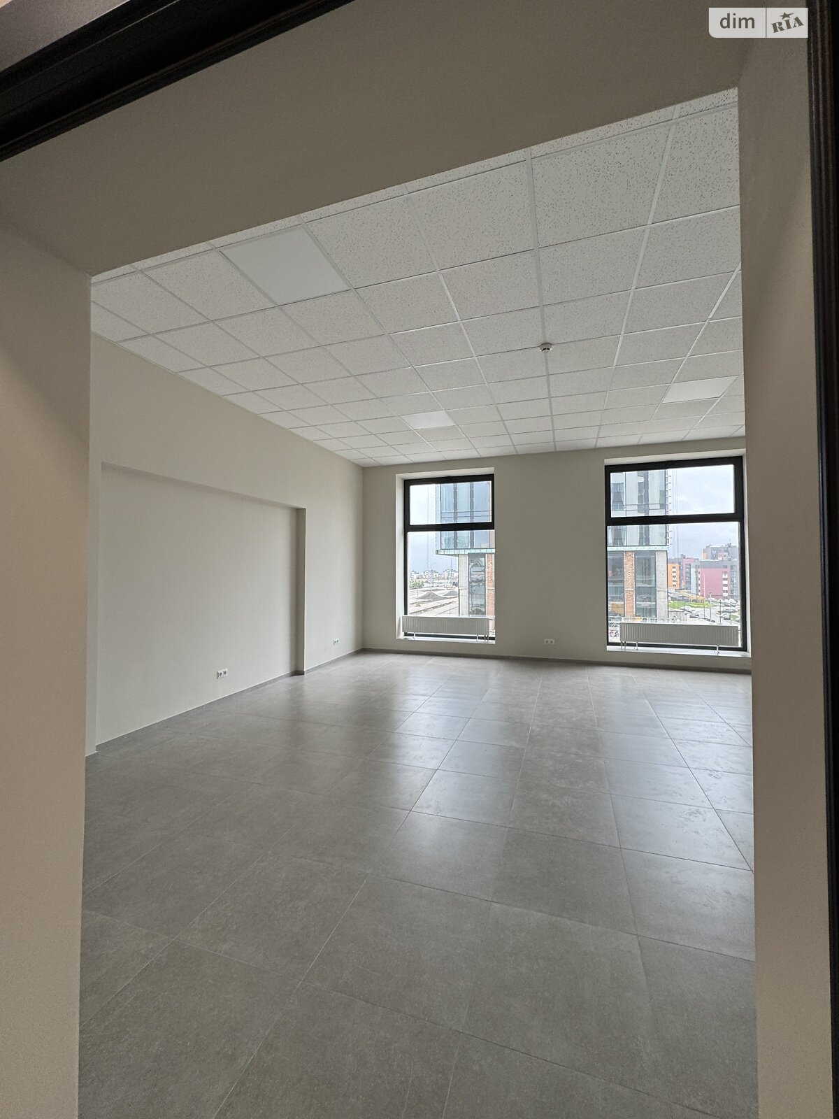 Аренда офисного помещения в Ровно, Студенческая улица 24, помещений - 1, этаж - 2 фото 1 Аренда офисного помещения в Ровно, Студенческая улица 24, помещений - 1, этаж - 2 фото 1