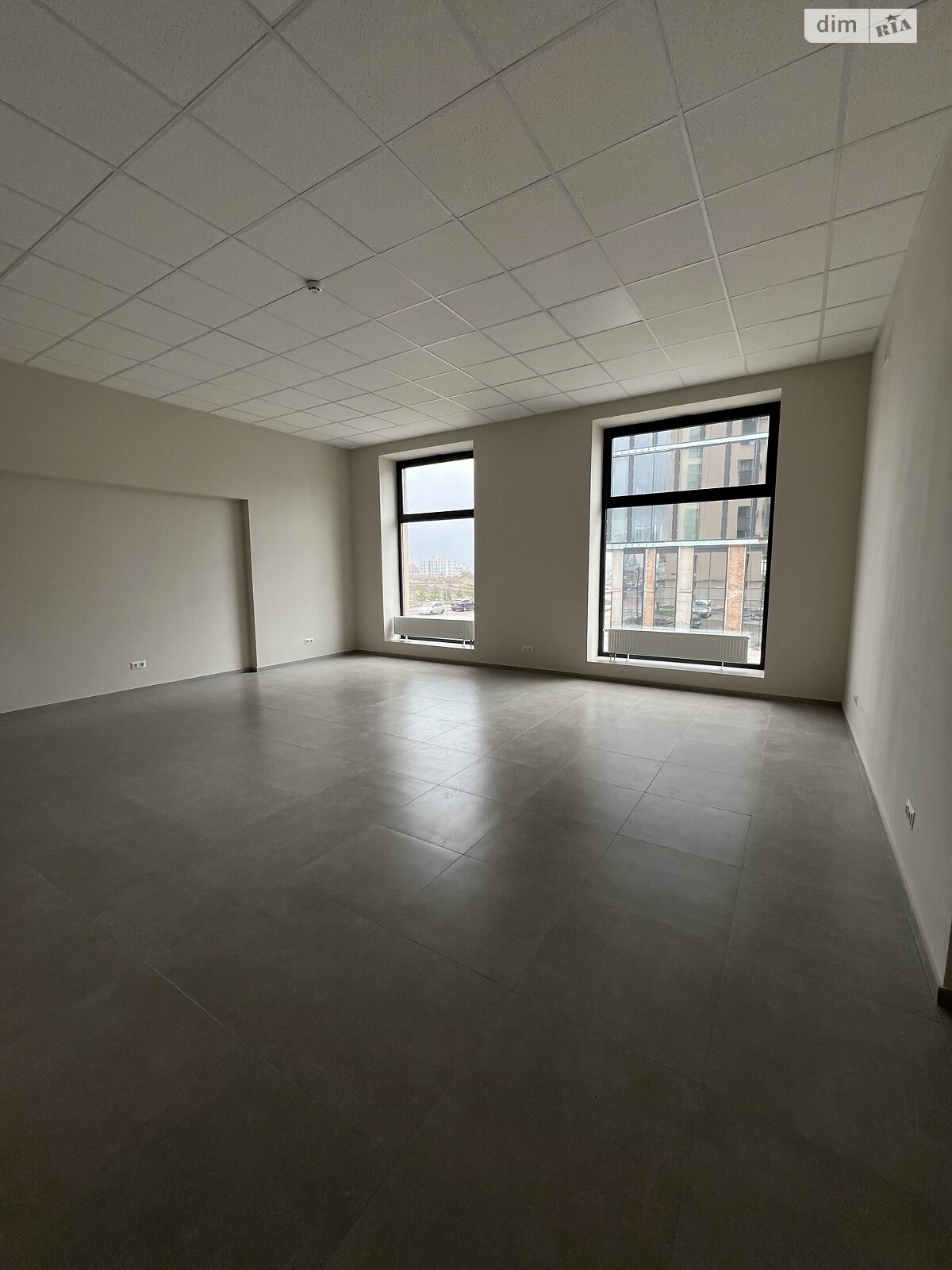 Аренда офисного помещения в Ровно, Студенческая улица 24, помещений - 1, этаж - 2 фото 1