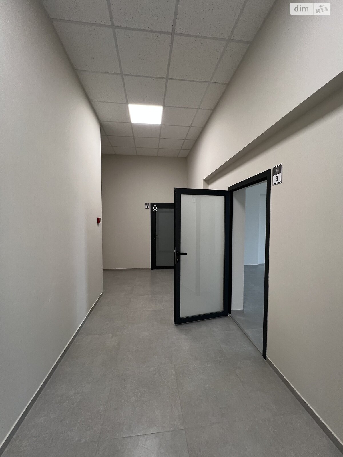 Аренда офисного помещения в Ровно, Студенческая улица 24, помещений - 1, этаж - 2 фото 1