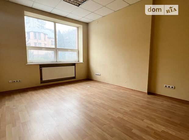 Аренда офисного помещения в Ровно, Меловая улица 19, помещений - 3, этаж - 2 фото 1