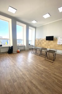 Аренда офисного помещения в Ровно, Независимости майдан, помещений - 1, этаж - 4 фото 2