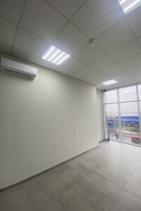 Аренда офисного помещения в Ровно, Кулика и Гудачека (Макарова) улица 18А, помещений - 1, этаж - 2 фото 2