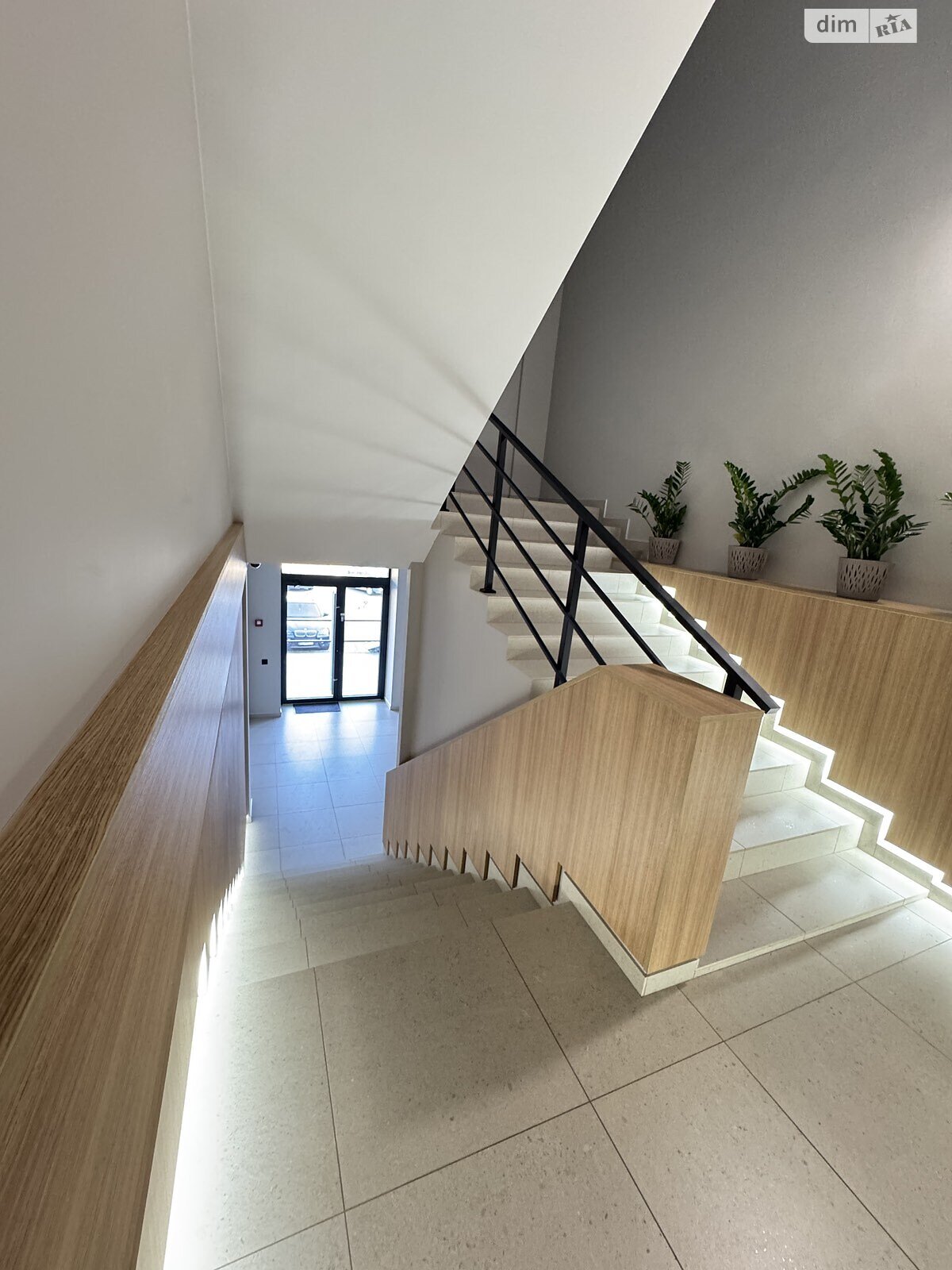 Аренда офисного помещения в Ровно, Млыновская улица 20В, помещений - 20, этаж - 2 фото 1