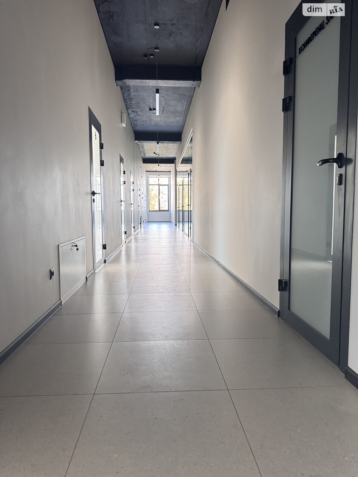 Аренда офисного помещения в Ровно, Млыновская улица 20В, помещений - 20, этаж - 2 фото 1