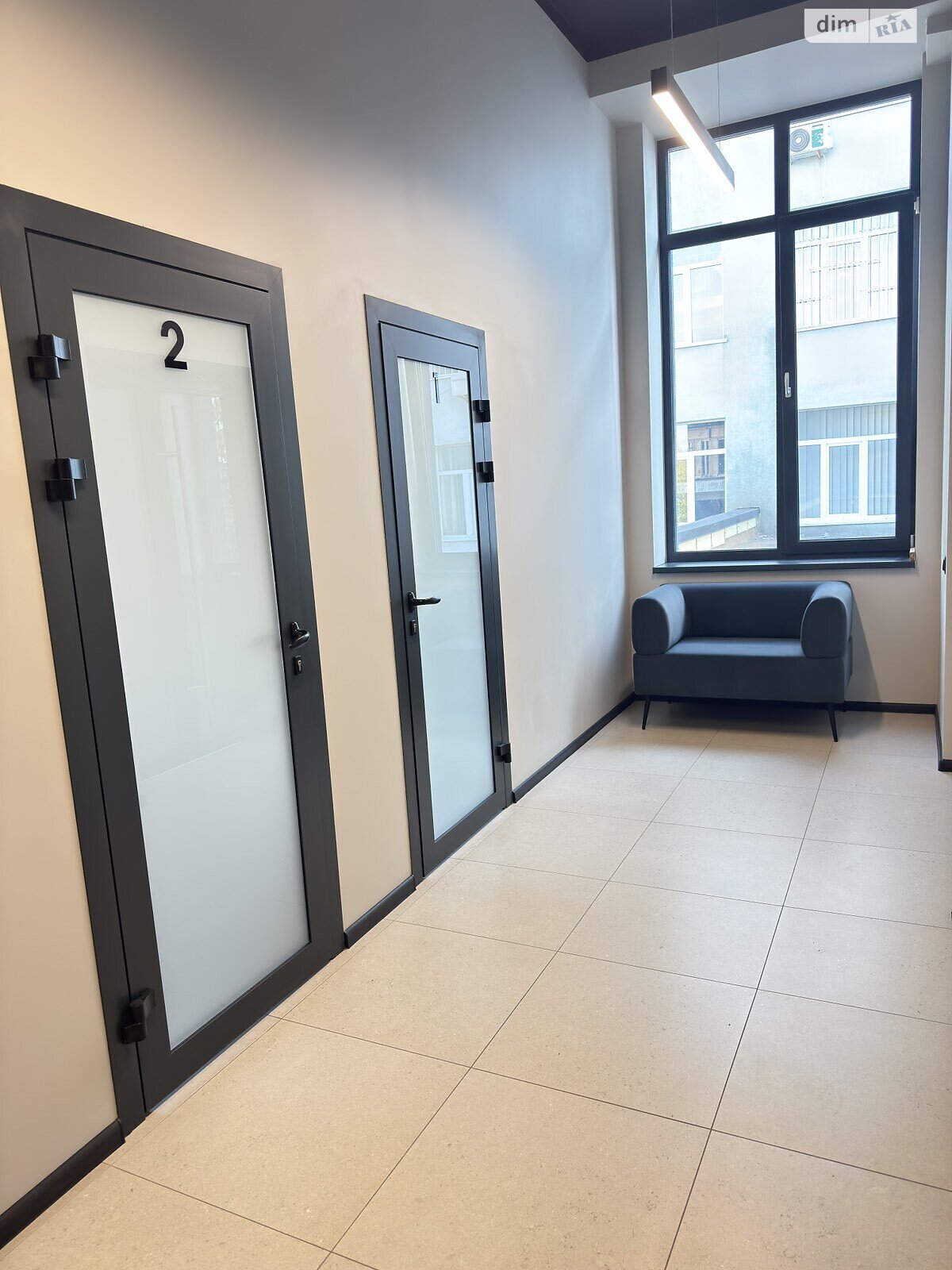 Аренда офисного помещения в Ровно, Млыновская улица 20В, помещений - 20, этаж - 2 фото 1