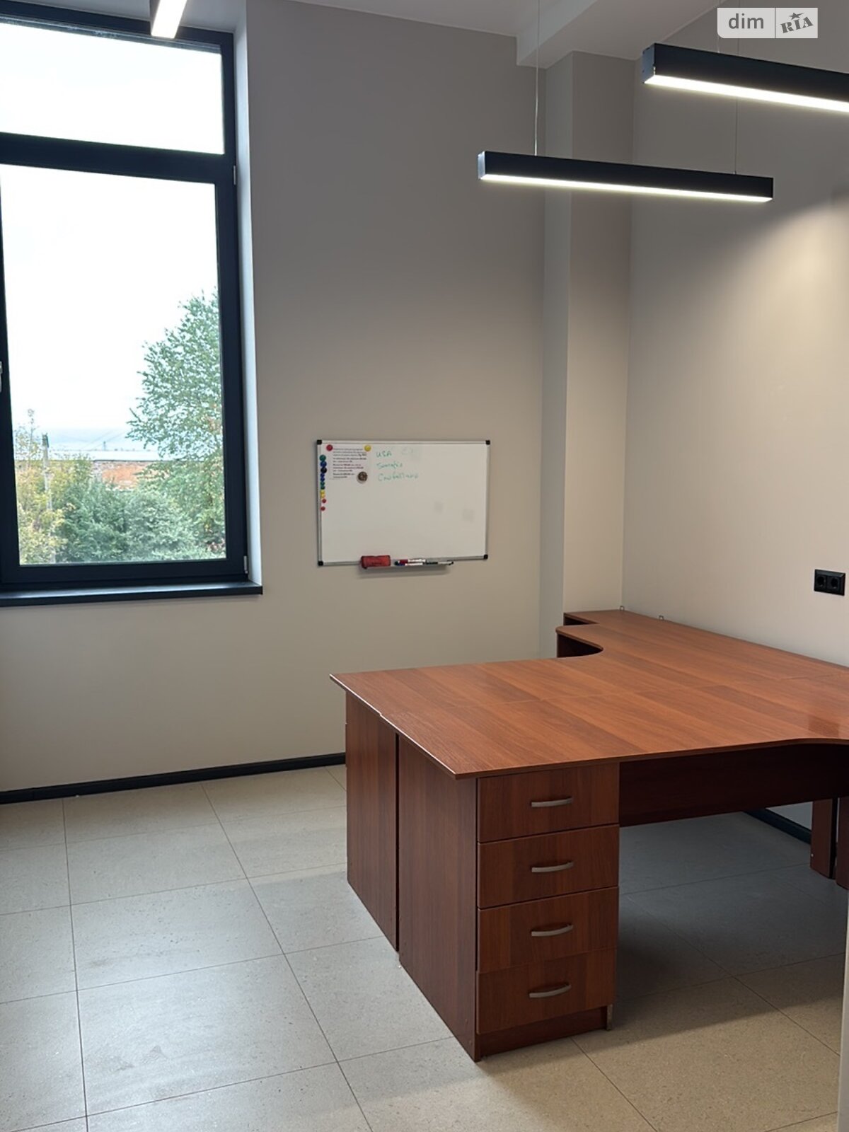 Аренда офисного помещения в Ровно, Млыновская улица 20В, помещений - 20, этаж - 2 фото 1