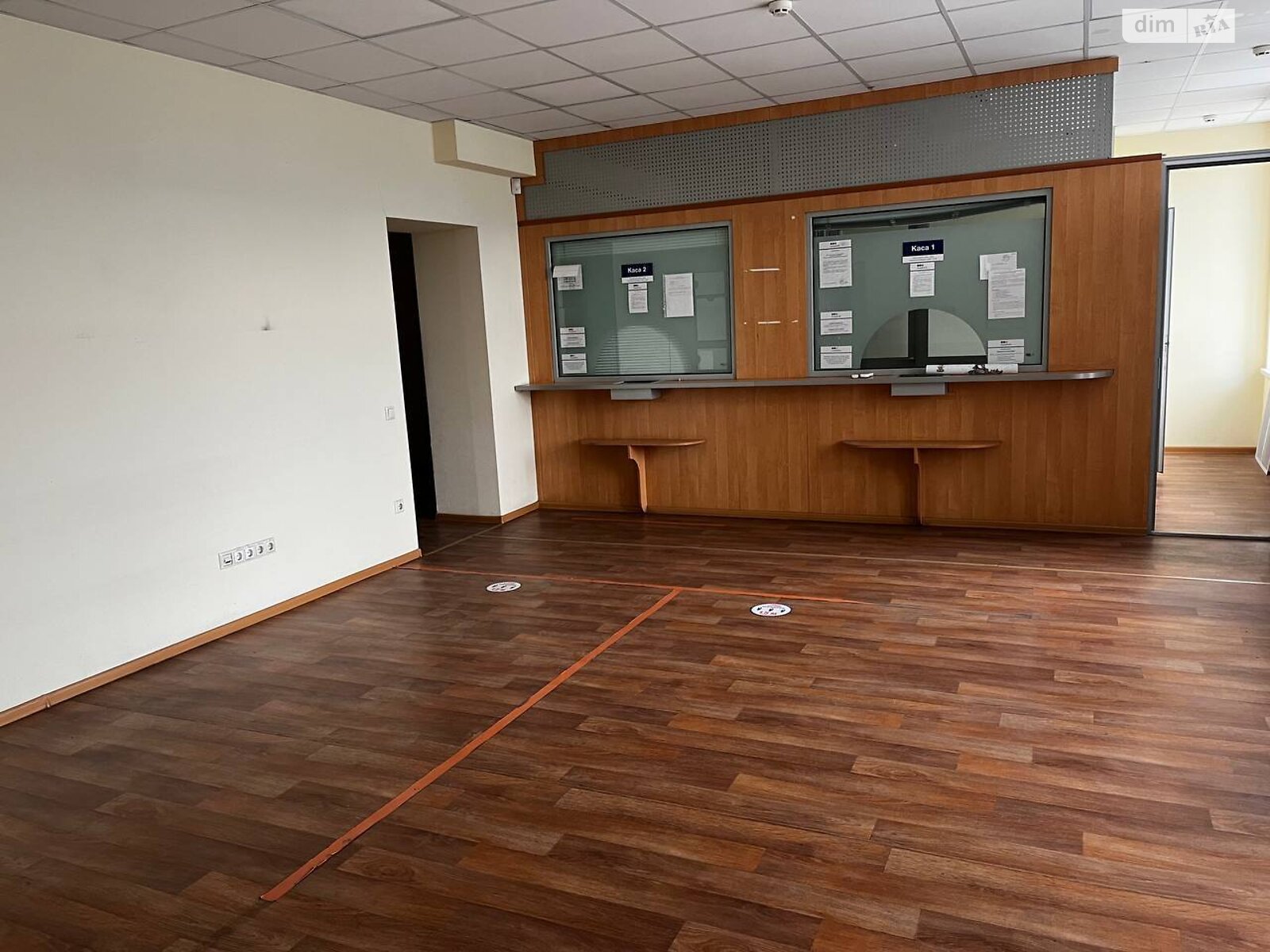Оренда офісного приміщення в Сумах, Незалежності площа 15, приміщень -, поверх - 1 фото 1 Оренда офісного приміщення в Сумах, Незалежності площа 15, приміщень -, поверх - 1 фото 1