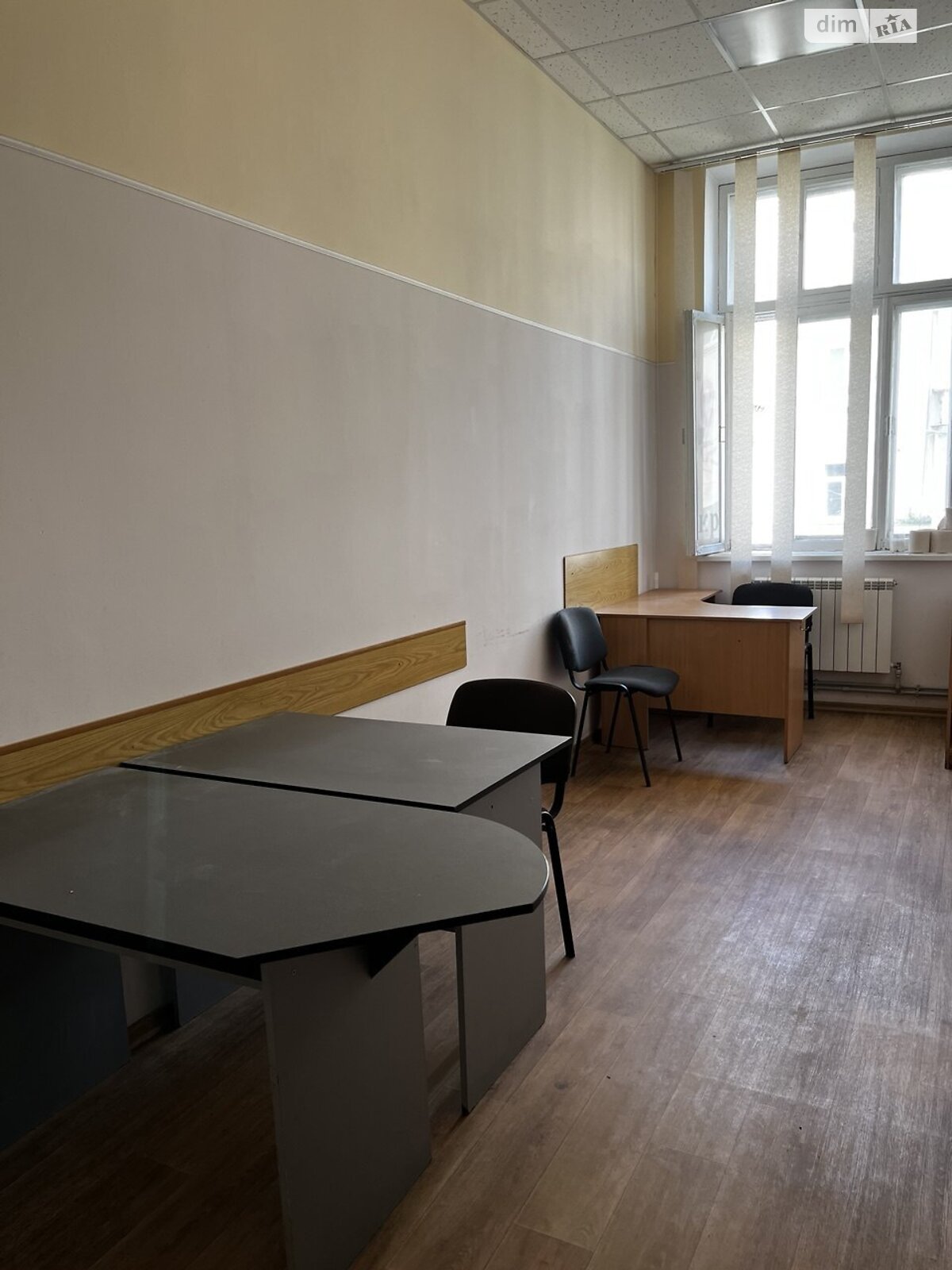 Оренда офісного приміщення в Сумах, Соборна вулиця 48, приміщень -, поверх - 2 фото 1 Оренда офісного приміщення в Сумах, Соборна вулиця 48, приміщень -, поверх - 2 фото 1
