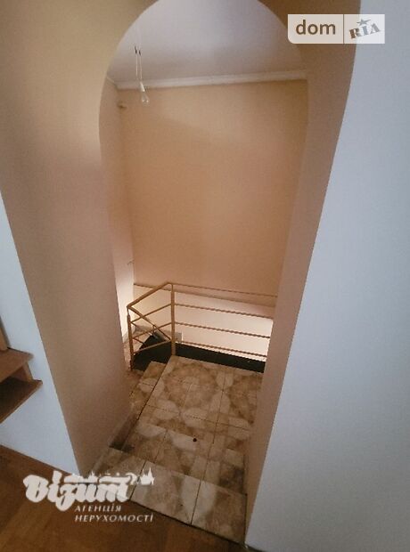 Аренда офисного помещения в Тернополе, Тарнавского Мирона Генерала улица, помещений - 3, этаж - 2 фото 1 Аренда офисного помещения в Тернополе, Тарнавского Мирона Генерала улица, помещений - 3, этаж - 2 фото 1