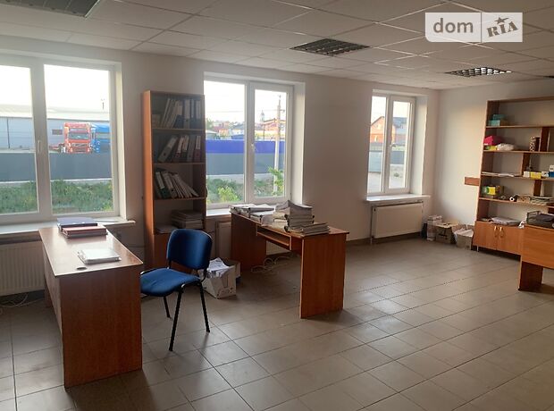 Аренда офисного помещения в Тернополе, Бродовская боковая улица 6, помещений - 3, этаж - 2 фото 1