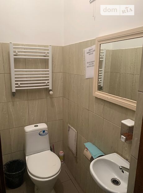 Аренда офисного помещения в Тернополе, Бродовская боковая улица 6, помещений - 3, этаж - 2 фото 1 Аренда офисного помещения в Тернополе, Бродовская боковая улица 6, помещений - 3, этаж - 2 фото 1