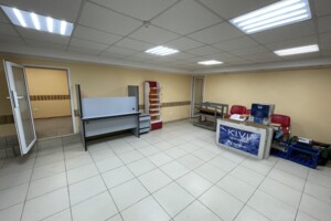 Аренда офисного помещения в Тернополе, ул. Карпенко, помещений - 2 фото 2