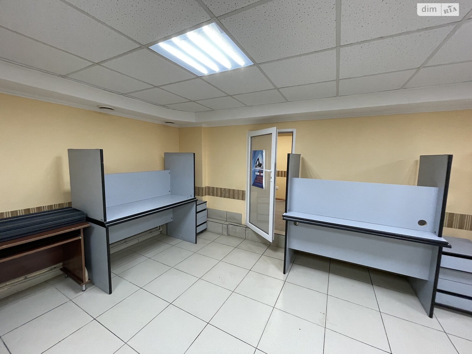 Аренда офисного помещения в Тернополе, ул. Карпенко, помещений - 2 фото 1