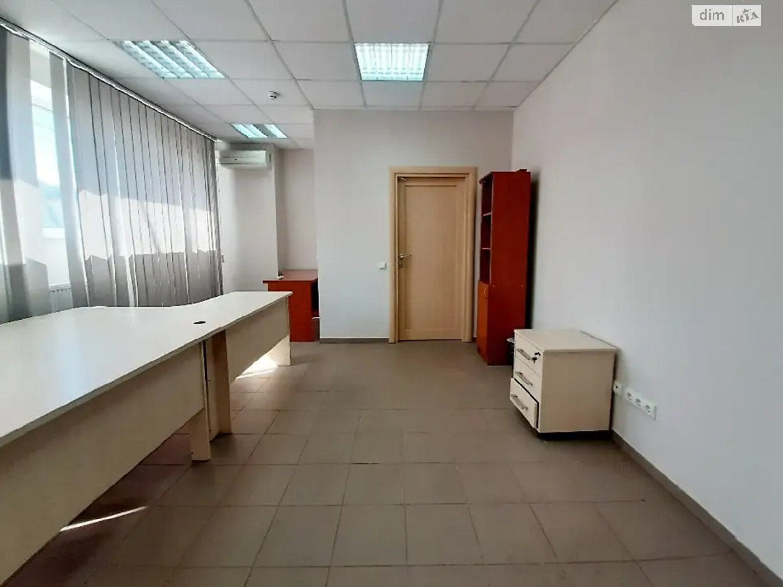 Аренда офисного помещения в Тернополе, Мазепы Гетмана улица, помещений - 17, этаж - 2 фото 1 Аренда офисного помещения в Тернополе, Мазепы Гетмана улица, помещений - 17, этаж - 2 фото 1