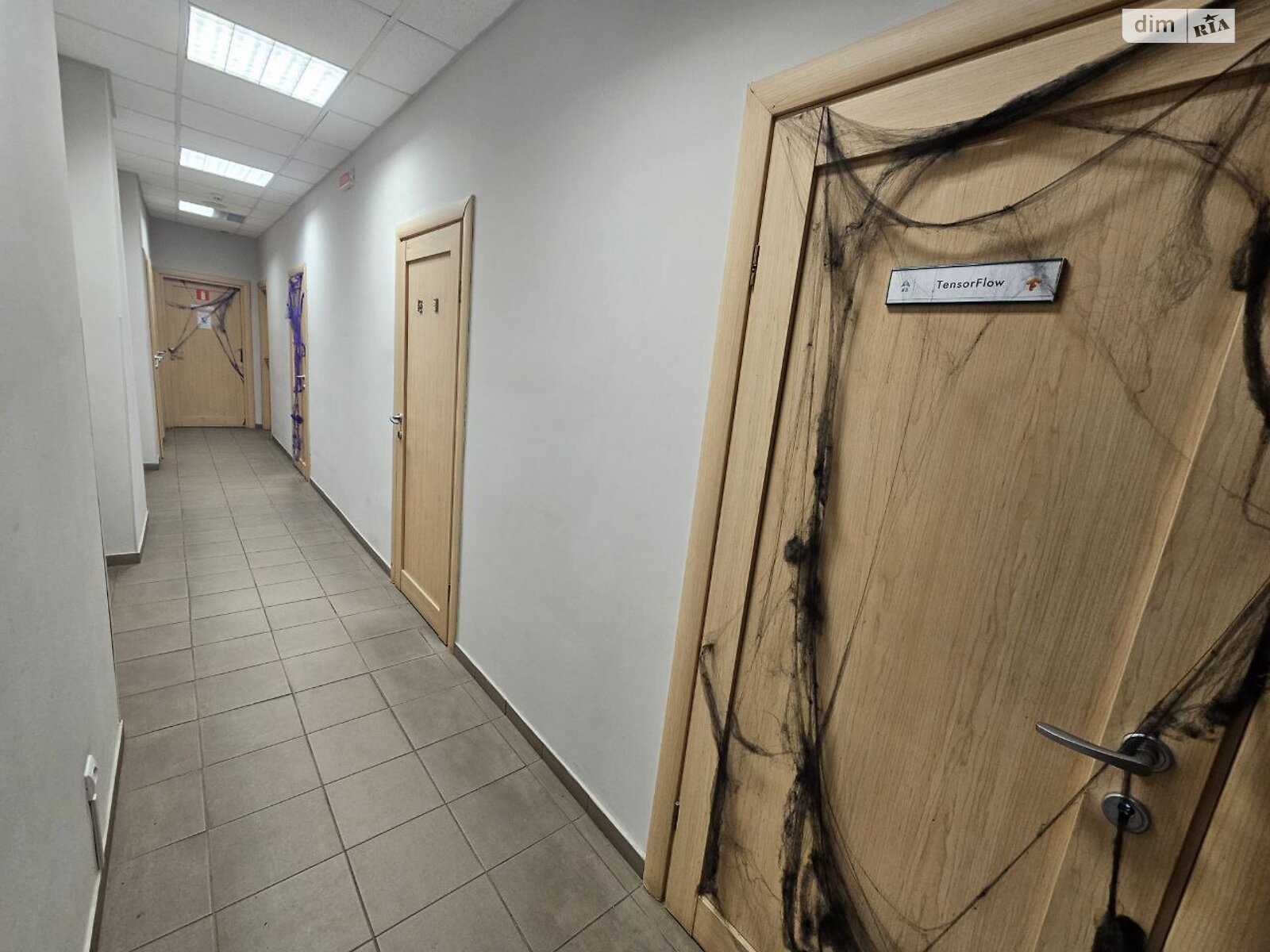 Аренда офисного помещения в Тернополе, Мазепы Гетмана улица, помещений - 17, этаж - 2 фото 1 Аренда офисного помещения в Тернополе, Мазепы Гетмана улица, помещений - 17, этаж - 2 фото 1