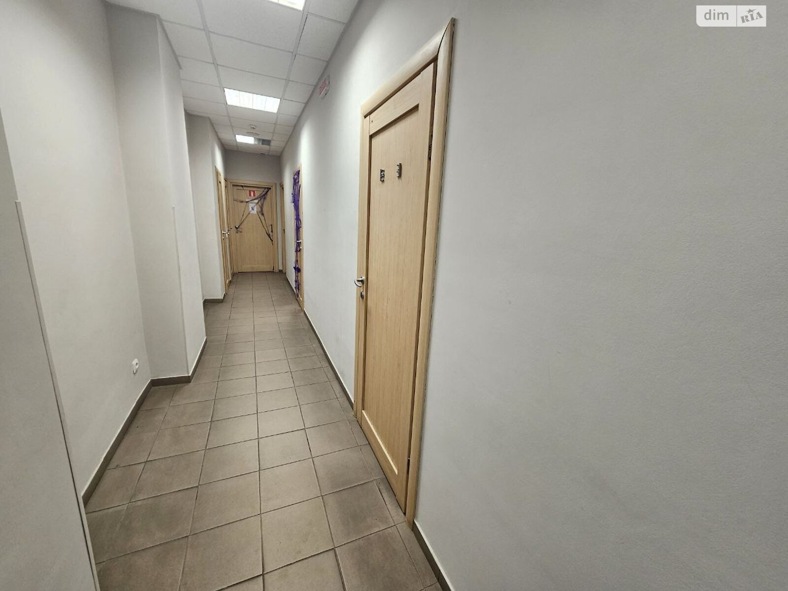 Аренда офисного помещения в Тернополе, Мазепы Гетмана улица, помещений - 17, этаж - 2 фото 1 Аренда офисного помещения в Тернополе, Мазепы Гетмана улица, помещений - 17, этаж - 2 фото 1