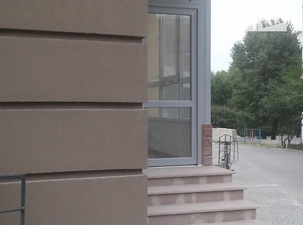 Аренда офисного помещения в Тернополе, Троллейбусная улица, помещений - 2, этаж - 1 фото 1 Аренда офисного помещения в Тернополе, Троллейбусная улица, помещений - 2, этаж - 1 фото 1