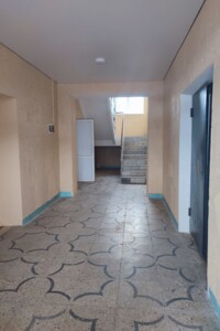 Оренда офісного приміщення в Тернополі, Гайова вулиця 52, приміщень - 8, поверх - 2 фото 2
