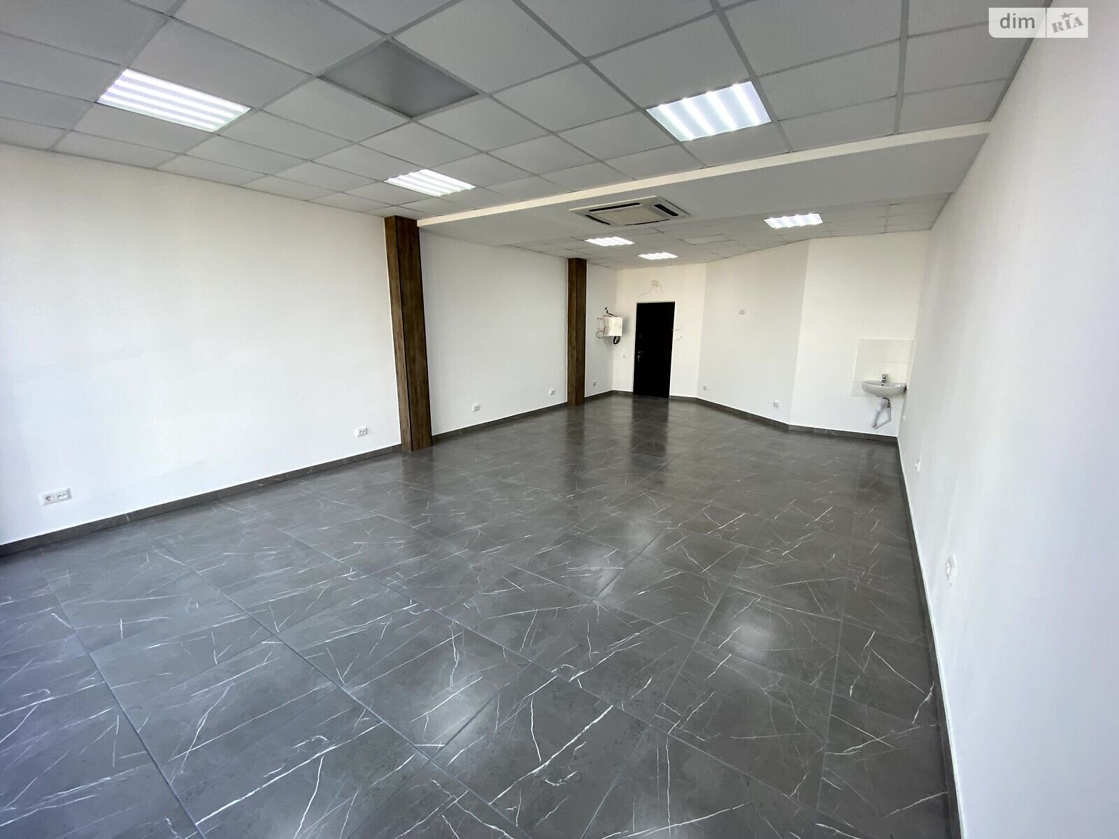 Оренда офісного приміщення в Тернополі, Бродівська вулиця, приміщень - 1, поверх - 2 фото 1
