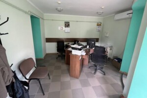 Аренда офисного помещения в Тернополе, Коновальца Евгения Била, помещений - 2, этаж - 1 фото 2