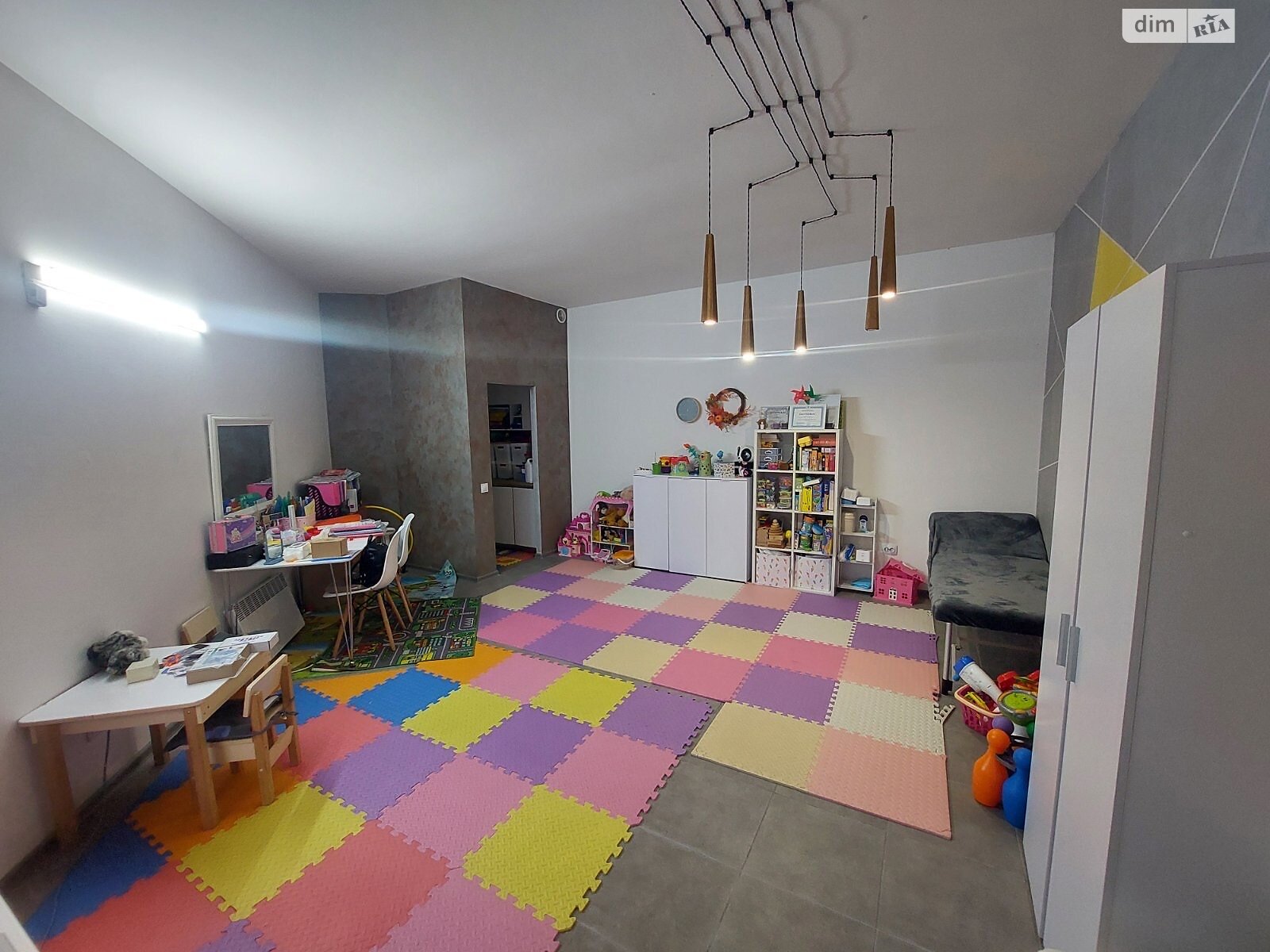 Оренда офісного приміщення в Тернополі, Євгена Коновальця вулиця, приміщень - 1, поверх - 1 фото 1 Оренда офісного приміщення в Тернополі, Євгена Коновальця вулиця, приміщень - 1, поверх - 1 фото 1