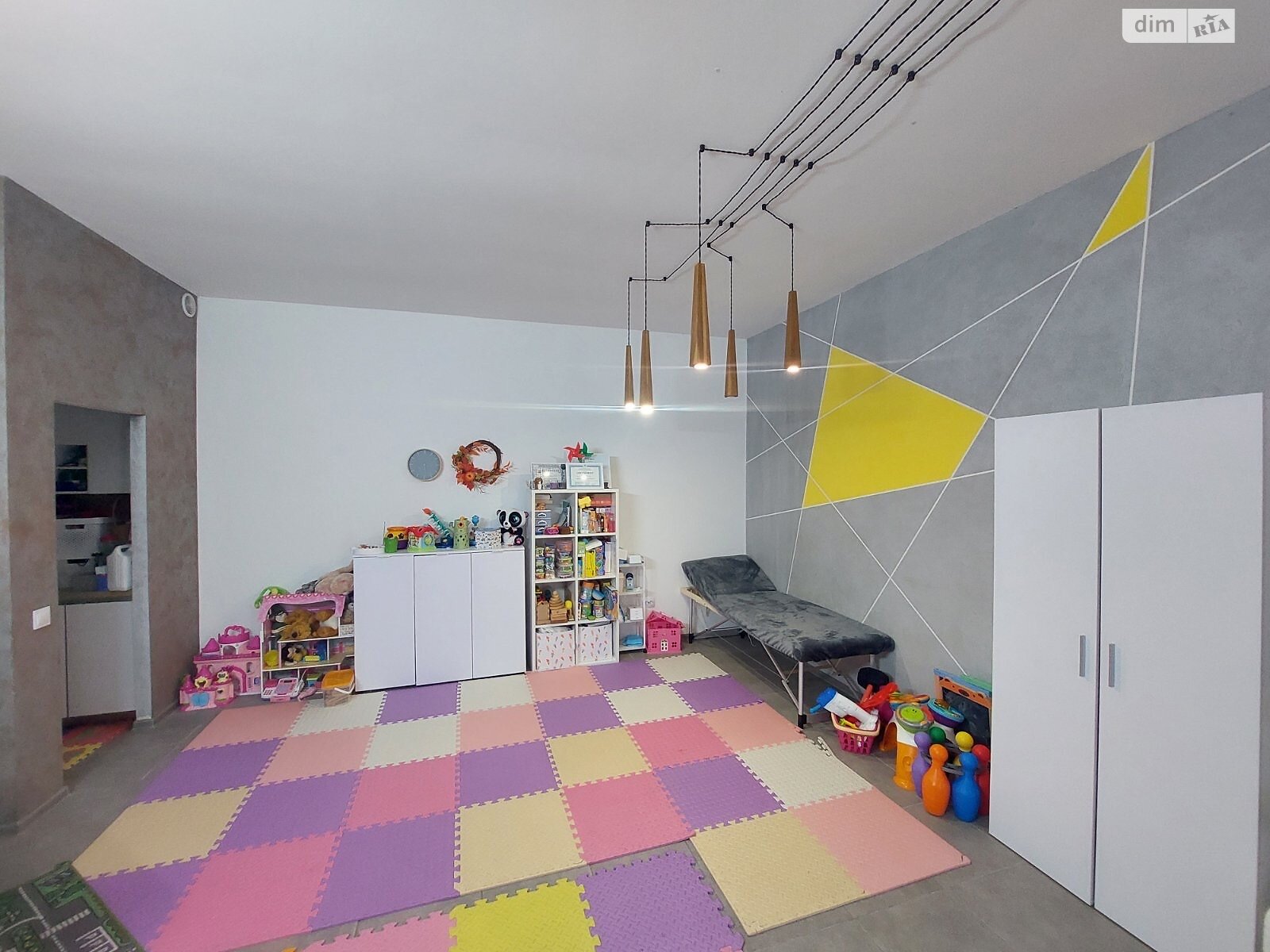 Оренда офісного приміщення в Тернополі, Євгена Коновальця вулиця, приміщень - 1, поверх - 1 фото 1 Оренда офісного приміщення в Тернополі, Євгена Коновальця вулиця, приміщень - 1, поверх - 1 фото 1