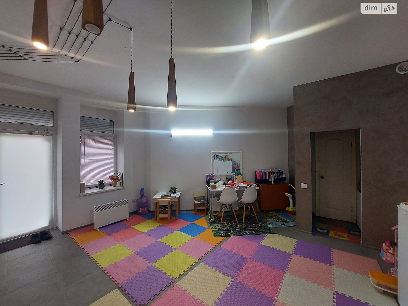 Оренда офісного приміщення в Тернополі, Євгена Коновальця вулиця, приміщень - 1, поверх - 1 фото 1 Оренда офісного приміщення в Тернополі, Євгена Коновальця вулиця, приміщень - 1, поверх - 1 фото 1