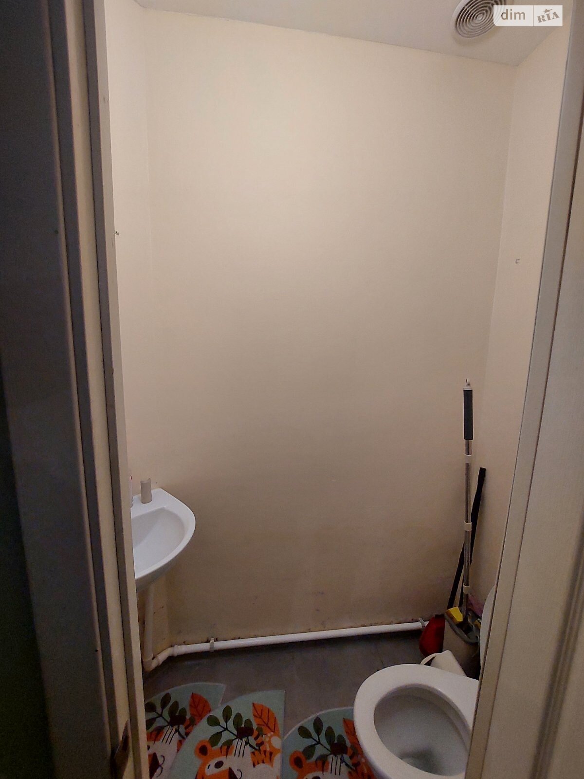 Оренда офісного приміщення в Тернополі, Євгена Коновальця вулиця, приміщень - 1, поверх - 1 фото 1 Оренда офісного приміщення в Тернополі, Євгена Коновальця вулиця, приміщень - 1, поверх - 1 фото 1