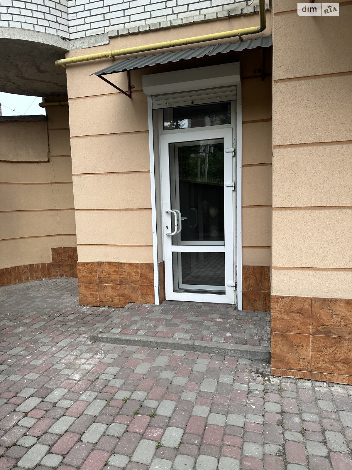 Аренда офисного помещения в Тернополе, Евгения Коновальца улица, помещений -, этаж - 1 фото 1