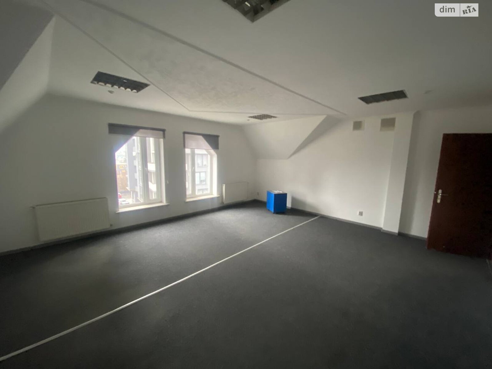 Оренда офісного приміщення в Тернополі, Цегельний провулок, приміщень - 4, поверх - 3 фото 1 Оренда офісного приміщення в Тернополі, Цегельний провулок, приміщень - 4, поверх - 3 фото 1
