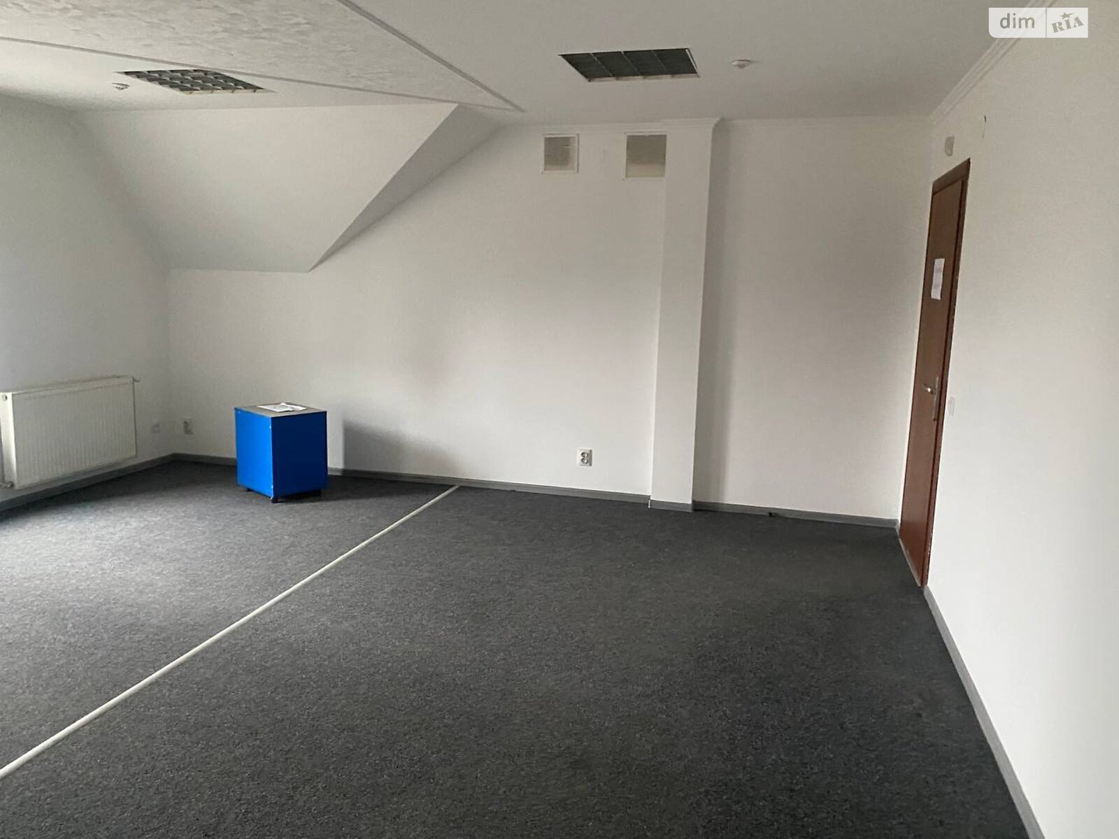 Оренда офісного приміщення в Тернополі, Цегельний провулок, приміщень - 4, поверх - 3 фото 1 Оренда офісного приміщення в Тернополі, Цегельний провулок, приміщень - 4, поверх - 3 фото 1