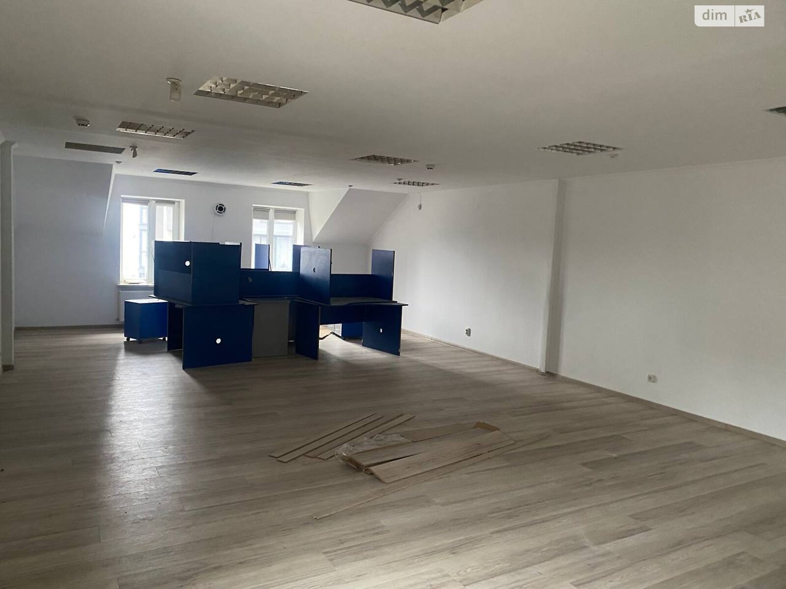 Оренда офісного приміщення в Тернополі, Цегельний провулок, приміщень - 4, поверх - 3 фото 1 Оренда офісного приміщення в Тернополі, Цегельний провулок, приміщень - 4, поверх - 3 фото 1