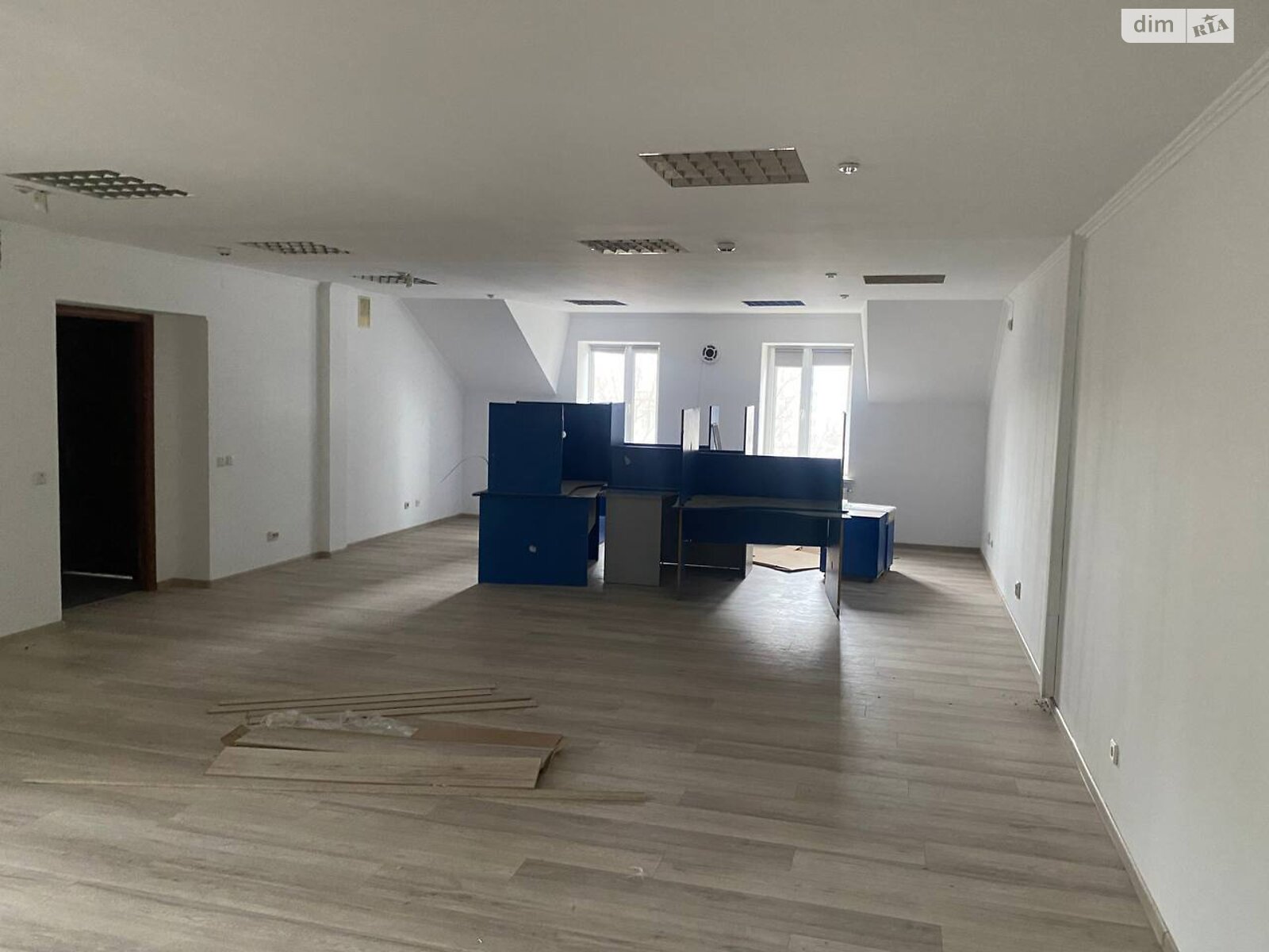 Оренда офісного приміщення в Тернополі, Цегельний провулок, приміщень - 4, поверх - 3 фото 1 Оренда офісного приміщення в Тернополі, Цегельний провулок, приміщень - 4, поверх - 3 фото 1